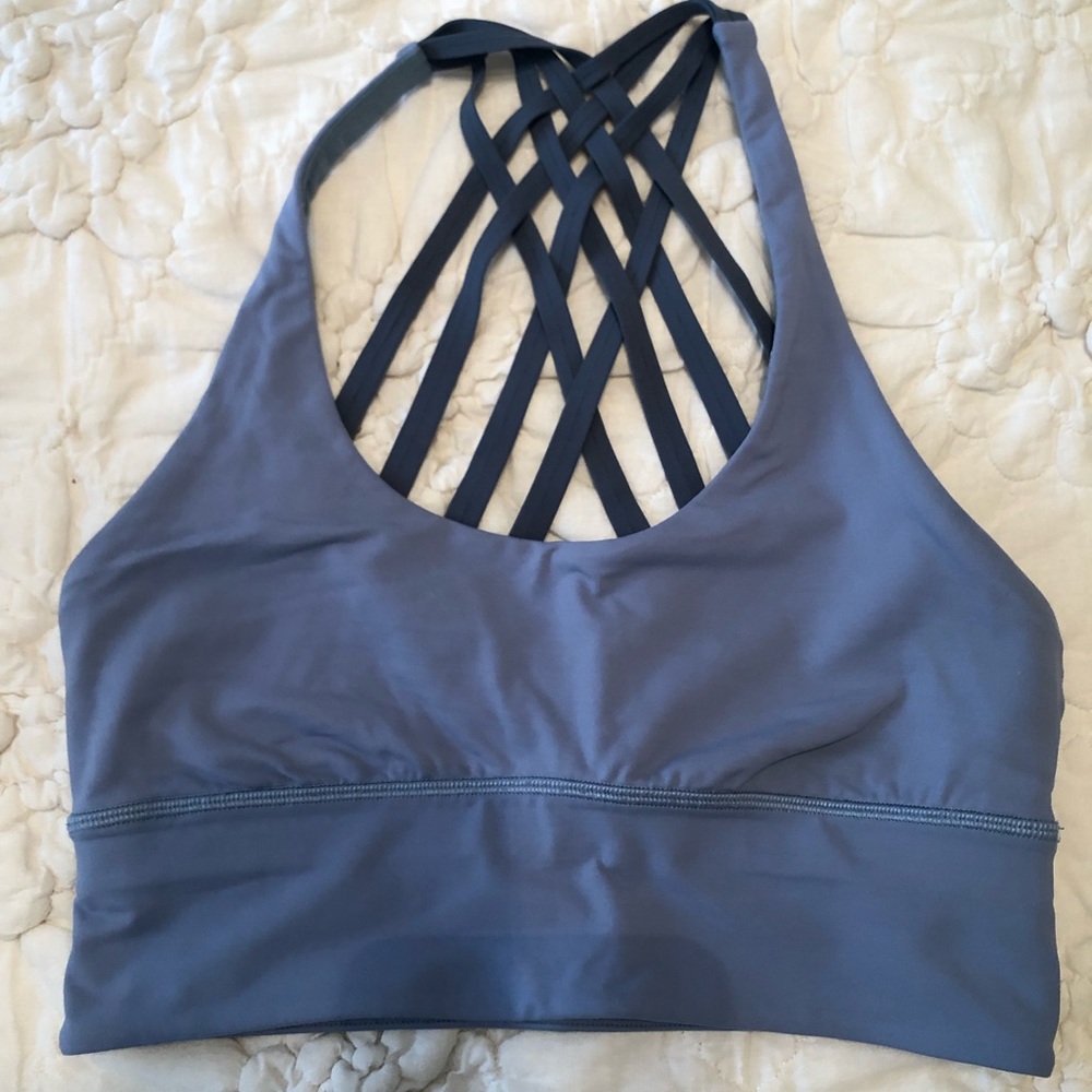 Lululemon sports bra